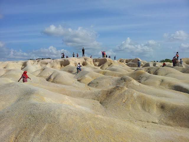 e1a9eef3-adbc-4f7f-bab7-0b8706fc8eb9